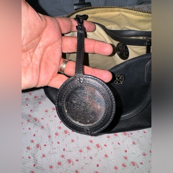 Tory Burch purse - Picture 12 of 13